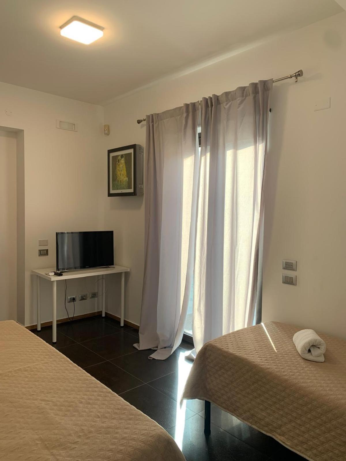 איסולה דלה פמינה Villa Rubino מראה חיצוני תמונה